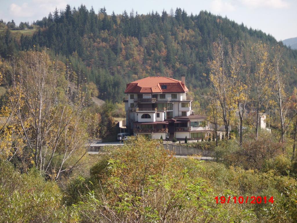 Семеен Хотел Кристал Smolyan Extérieur photo