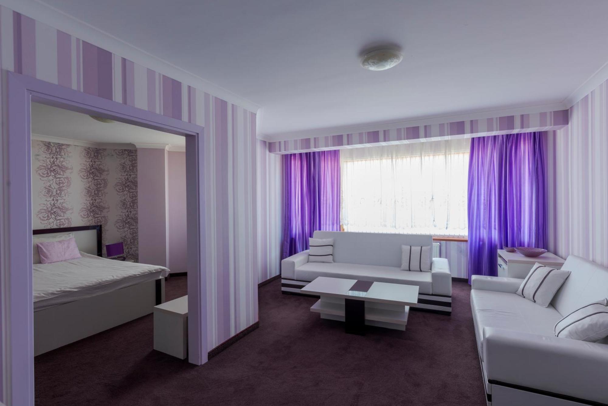 Семеен Хотел Кристал Smolyan Extérieur photo